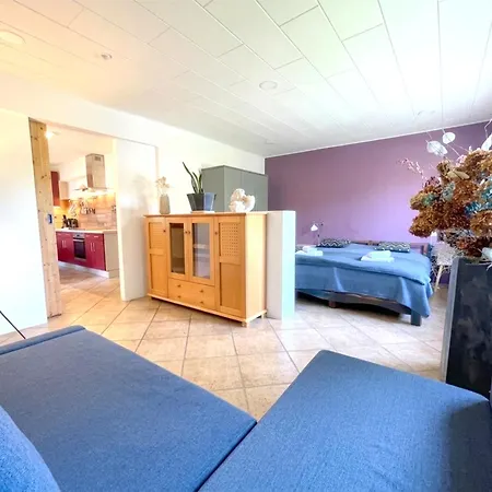 Dom wakacyjny Natur-ferien-haus Klein Rosenburg 120qm, Kamin, 100mbit Wlan, Eingezaeunter Garten